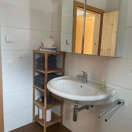 Mit Idyllischer Aussicht Apartment *