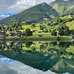 Mit Idyllischer Aussicht *