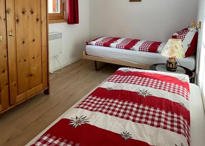 Mit Idyllischer Aussicht كلوسترز