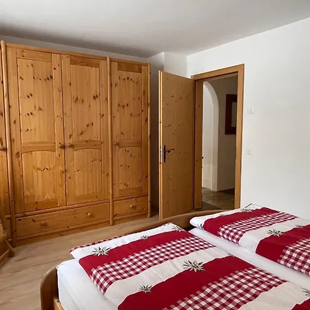 Mit Idyllischer Aussicht Apartman